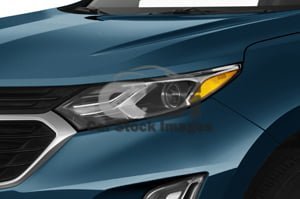 2021 Chevrolet Equinox LT 4 Door SUV Head light