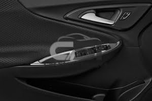 2021 Chevrolet Mailbu LT 4 Door Sedan Door controls