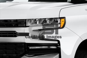 2021 Chevrolet Silverado 1500 LT 4 Door Trucks Head light