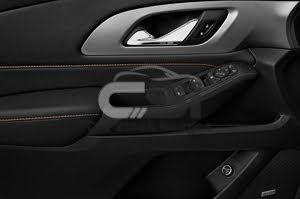 2021 Chevrolet Traverse RS 5 Door SUV Door controls