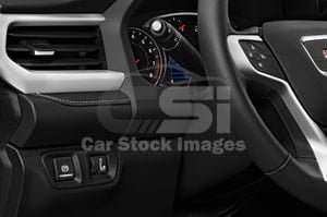 2021 GMC Acadia SLE 5 Door SUV airvents min