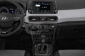 2021 Hyundai Kona SEL 4 Door SUV Instrument panel