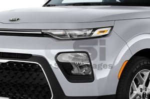 2021 Kia Soul S 4 Door Hatchback Head light
