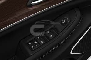 2024 Jeep Grand Cherokee Limited 5 Door SUV Doorcontrols