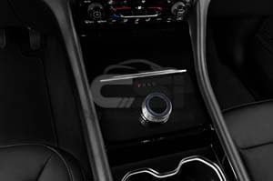 2024 Jeep Grand Cherokee Limited 5 Door SUV Gearshift