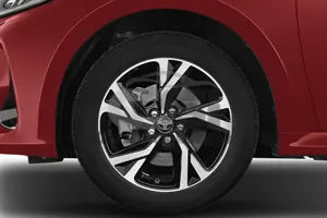 2024 Toyota Yaris Hybrid Iconic 5 Door Hatchback wheelcap